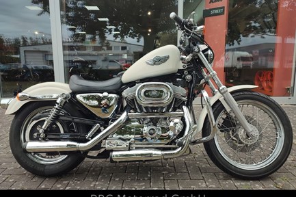 Harley-Davidson Sportster XL 883 Hugger