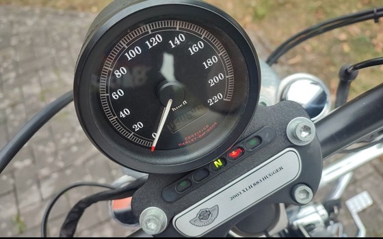 Gebrauchtmotorrad Harley-Davidson Sportster XL 883 Hugger - Bild 13