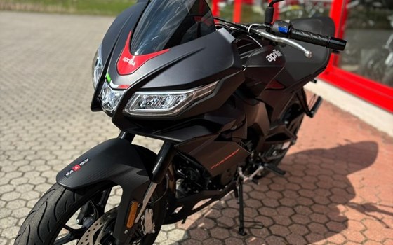 Neufahrzeug Aprilia Tuono 125 - Bild 8