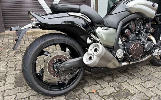 Gebrauchtmotorrad Yamaha V-MAX - Bild 11