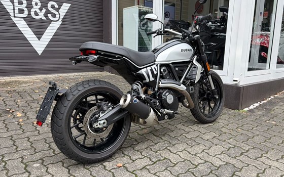 Gebrauchtmotorrad Ducati Scrambler 10° Anniversario Rizoma Edition - Bild 3