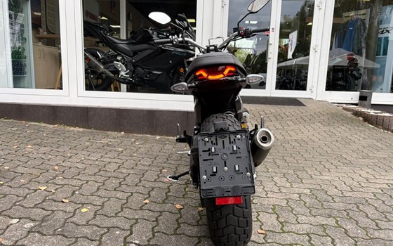 Gebrauchtmotorrad Ducati Scrambler 10° Anniversario Rizoma Edition - Bild 4