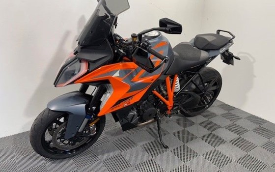 Gebrauchtmotorrad KTM 1290 Super Duke GT - Bild 2