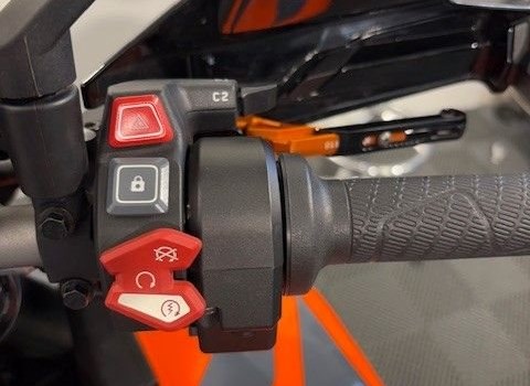 Gebrauchtmotorrad KTM 1290 Super Duke GT - Bild 7