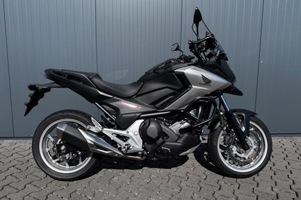 Honda NC750X DCT