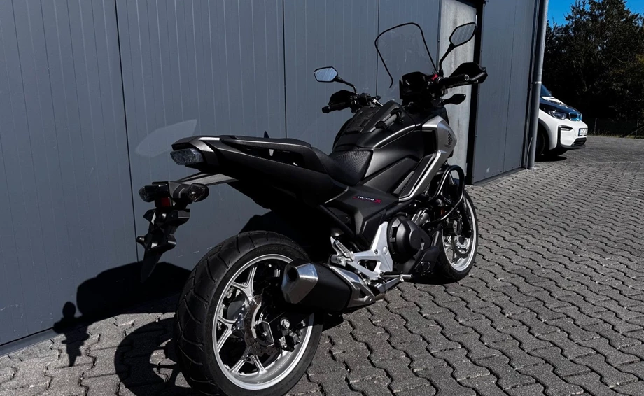 Angebot Honda NC750X DCT Bild 2: Angebot Honda NC750X DCT