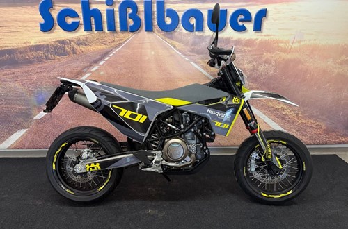 Husqvarna 701 Supermoto