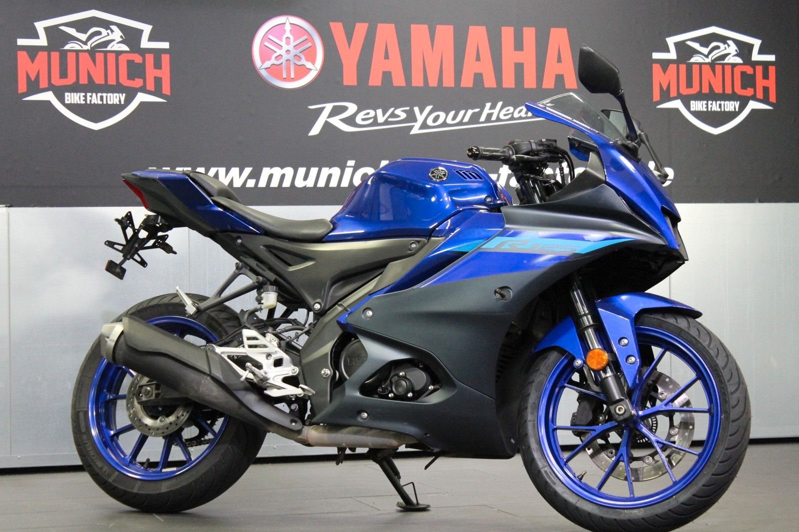 Yamaha R125 