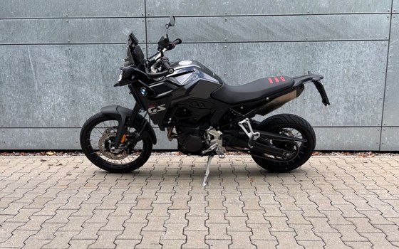 Gebrauchtmotorrad BMW F 900 GS - Bild 2