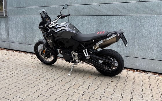 Gebrauchtmotorrad BMW F 900 GS - Bild 4