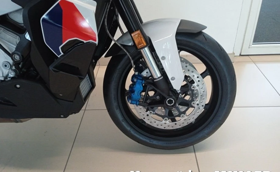 Angebot BMW M 1000 XR Bild 4: Angebot BMW M 1000 XR