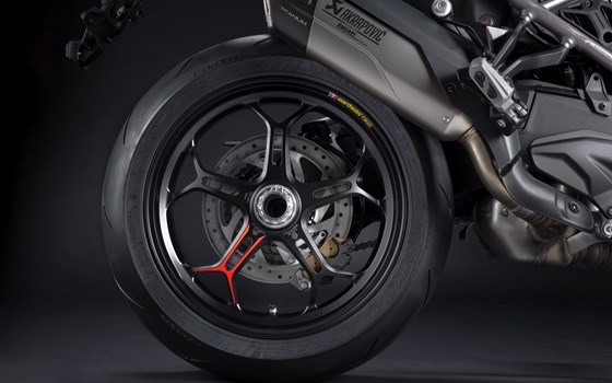 Neufahrzeug Ducati Multistrada V4 RS - Bild 7 Neufahrzeug Ducati Multistrada V4 RS - Bild 7
