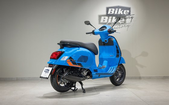 Gebrauchtmotorrad Vespa GTS 310 SuperSport - Bild 3