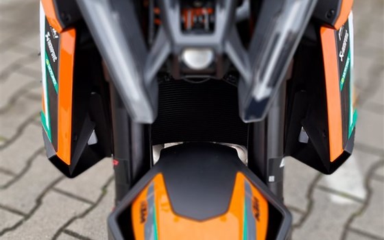 Neufahrzeug KTM 1390 Super Duke R - Bild 6