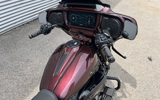Gebrauchtmotorrad Harley-Davidson CVO Street Glide FLHXSE - Bild 5 Gebrauchtmotorrad Harley-Davidson CVO Street Glide FLHXSE - Bild 5