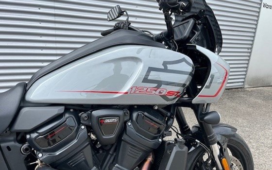 Gebrauchtmotorrad Harley-Davidson Pan America 1250 ST - Bild 3 Gebrauchtmotorrad Harley-Davidson Pan America 1250 ST - Bild 3