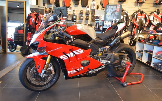 Gebrauchtmotorrad Ducati Panigale V4 SP2 30° Anniversario 916 - Bild 6