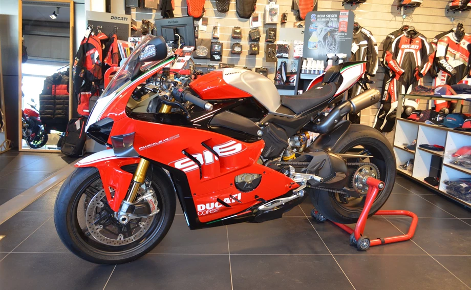 Offer Ducati Panigale V4 SP2 30° Anniversario 916 Bild 6: Offer Ducati Panigale V4 SP2 30° Anniversario 916
