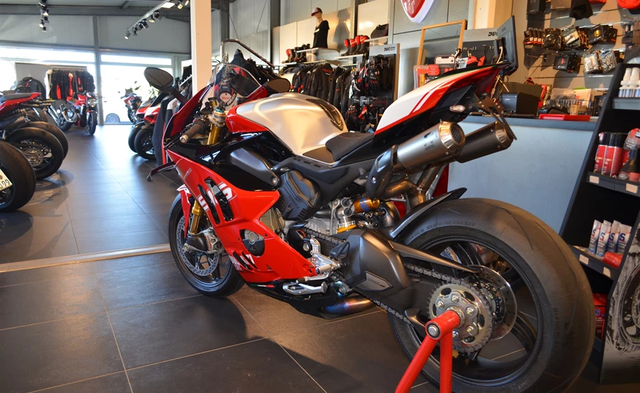 Offer Ducati Panigale V4 SP2 30° Anniversario 916 Bild 5: Offer Ducati Panigale V4 SP2 30° Anniversario 916