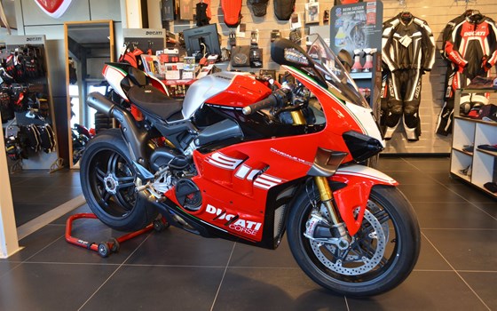 Gebrauchtmotorrad Ducati Panigale V4 SP2 30° Anniversario 916 - Bild 1