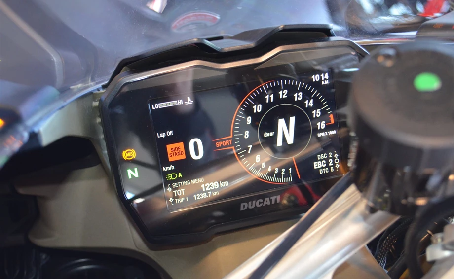 Offer Ducati Panigale V4 SP2 30° Anniversario 916 Bild 7: Offer Ducati Panigale V4 SP2 30° Anniversario 916