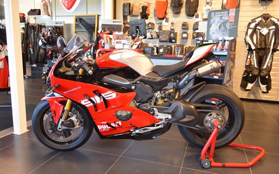 Gebrauchtmotorrad Ducati Panigale V4 SP2 30° Anniversario 916 - Bild 4