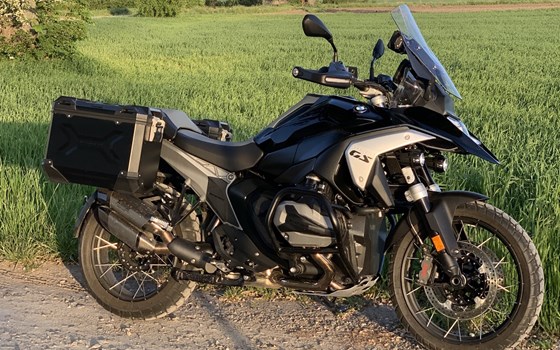 Gebrauchtmotorrad BMW R 1300 GS - Bild 1 Gebrauchtmotorrad BMW R 1300 GS - Bild 1