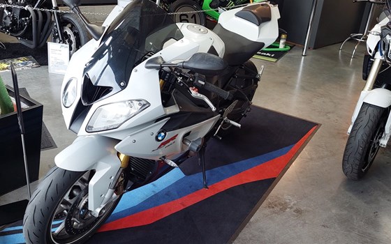 Gebrauchtmotorrad BMW S 1000 RR - Bild 4 Gebrauchtmotorrad BMW S 1000 RR - Bild 4