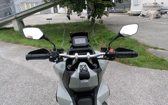 Gebrauchtmotorrad Honda ADV350 - Bild 9 Gebrauchtmotorrad Honda ADV350 - Bild 9