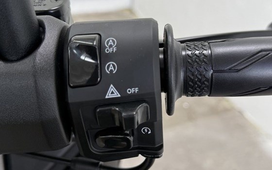 Gebrauchtmotorrad Yamaha NMAX 125 Tech MAX - Bild 9