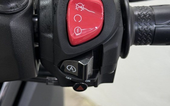 Gebrauchtmotorrad Yamaha XMAX 125 - Bild 9