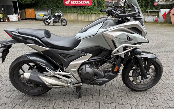 Gebrauchtmotorrad Honda NC750X DCT - Bild 1