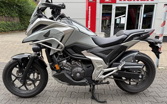 Gebrauchtmotorrad Honda NC750X DCT - Bild 8