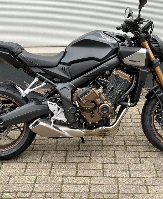 Honda CB650R E-Clutch