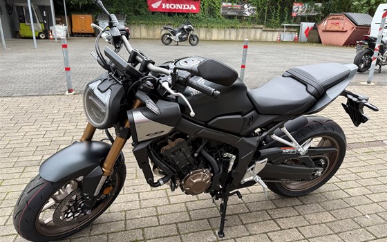 Neufahrzeug Honda CB650R E-Clutch - Bild 6