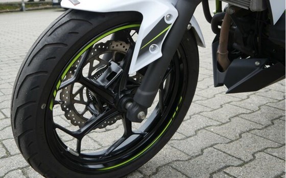 Gebrauchtmotorrad Kawasaki Z125 - Bild 10