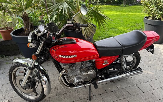 Gebrauchtmotorrad Suzuki GS 425 - Bild 1