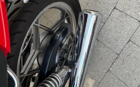 Gebrauchtmotorrad Suzuki GS 425 - Bild 4