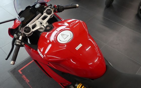 Gebrauchtmotorrad Ducati Panigale V2 - Bild 8