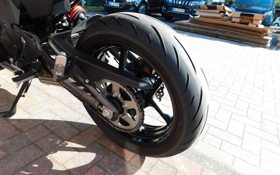 Gebrauchtmotorrad Kawasaki ER-6f - Bild 8