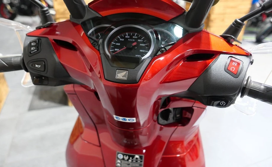 Angebot Honda SH300i Bild 5: Angebot Honda SH300i