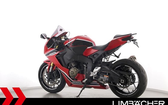 Gebrauchtmotorrad Honda CBR1000RR Fireblade - Bild 6
