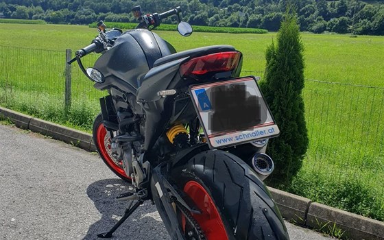 Gebrauchtmotorrad Ducati Monster + - Bild 4 Gebrauchtmotorrad Ducati Monster + - Bild 4