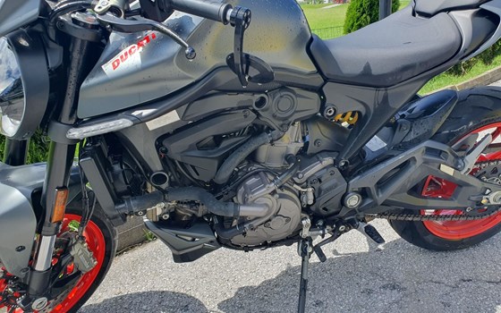 Gebrauchtmotorrad Ducati Monster + - Bild 5 Gebrauchtmotorrad Ducati Monster + - Bild 5