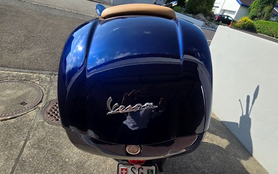 Motorrad Occasion Vespa GTS 300 hpe - Bild 11