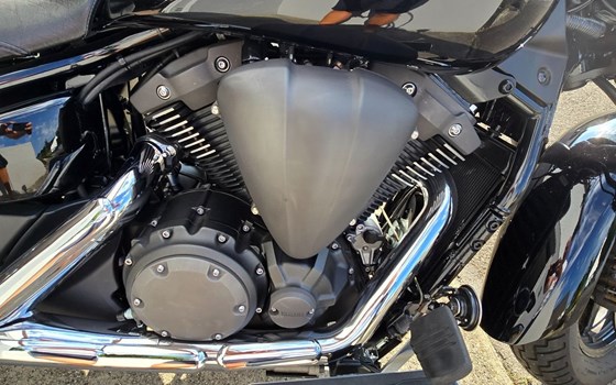 Motorrad Occasion Yamaha XVS 1300 A - Bild 11