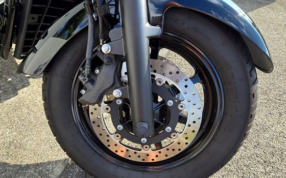 Motorrad Occasion Yamaha XVS 1300 A - Bild 18