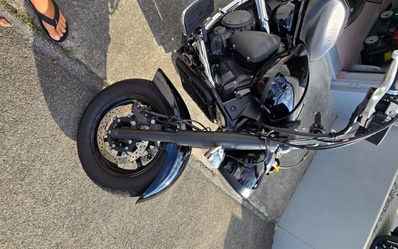 Motorrad Occasion Yamaha XVS 1300 A - Bild 3