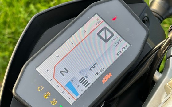 Gebrauchtmotorrad KTM 690 Duke - Bild 6 Gebrauchtmotorrad KTM 690 Duke - Bild 6