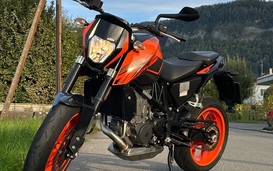 Gebrauchtmotorrad KTM 690 Duke - Bild 1 Gebrauchtmotorrad KTM 690 Duke - Bild 1